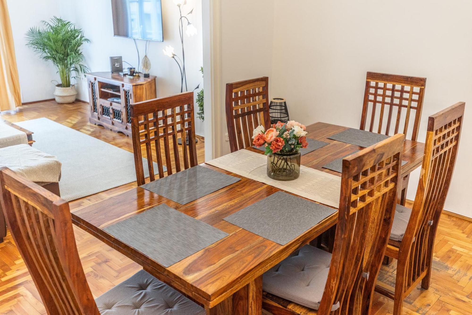 Bright & Spacious Riverside Apartment With Balcony Budapeşte Dış mekan fotoğraf