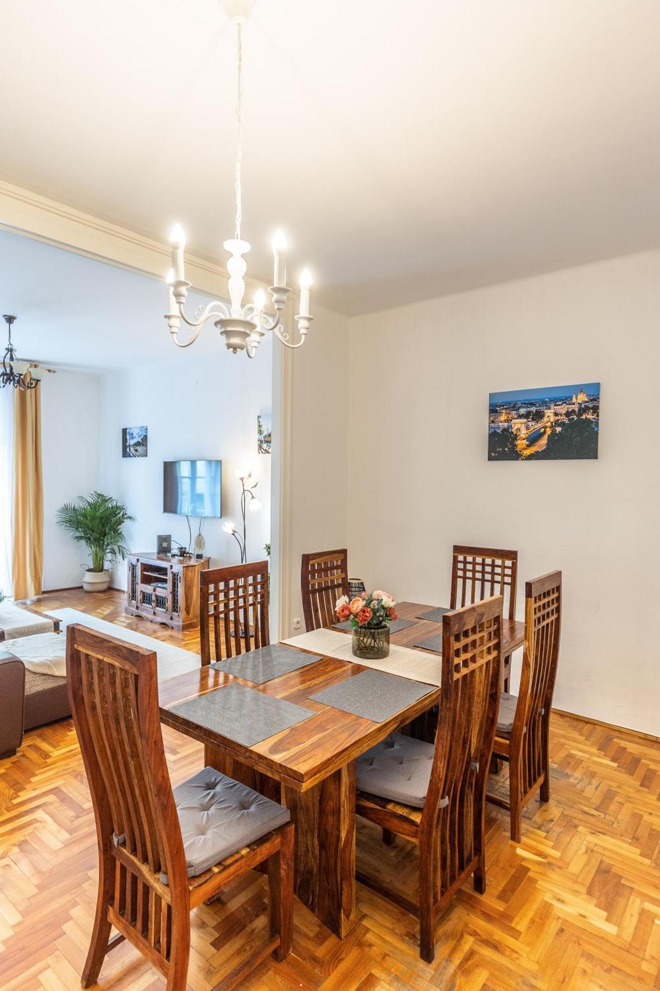 Bright & Spacious Riverside Apartment With Balcony Budapeşte Dış mekan fotoğraf